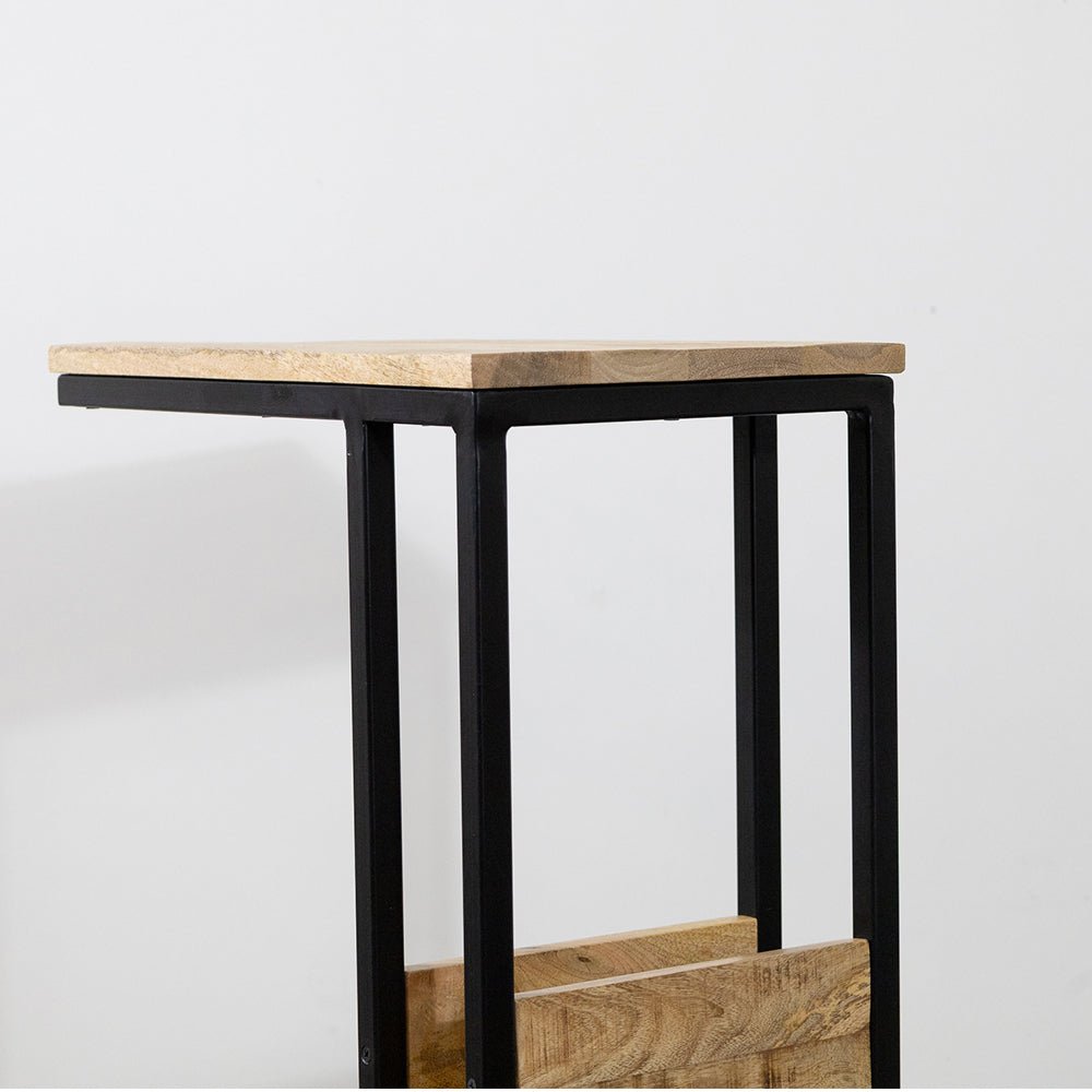 Bijzettafel Britt voor over de bank | Mangohout en Staal | 45x29x69cm - Industrieelinhuis.nl