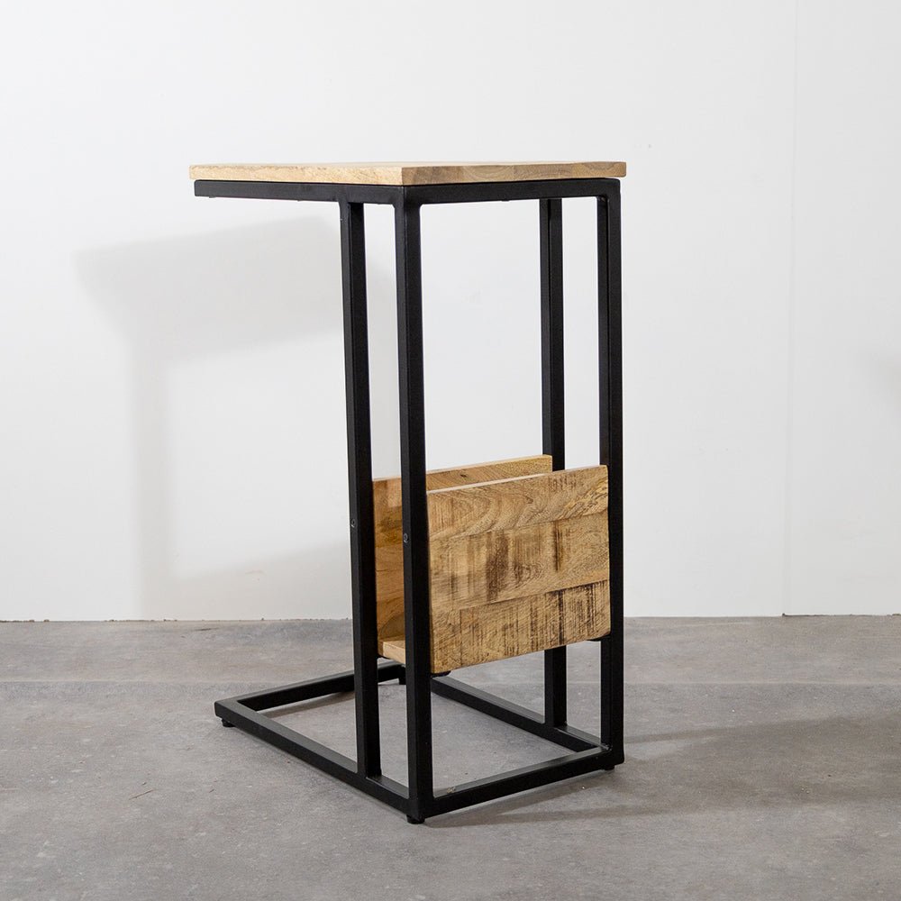 Bijzettafel Britt voor over de bank | Mangohout en Staal | 45x29x69cm - Industrieelinhuis.nl