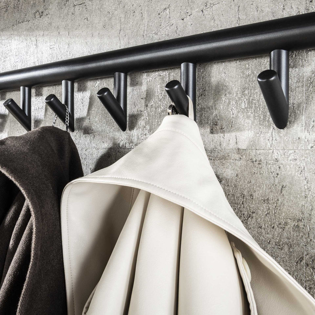 Kapstok Julia Ceramic Zwart 10 haken
