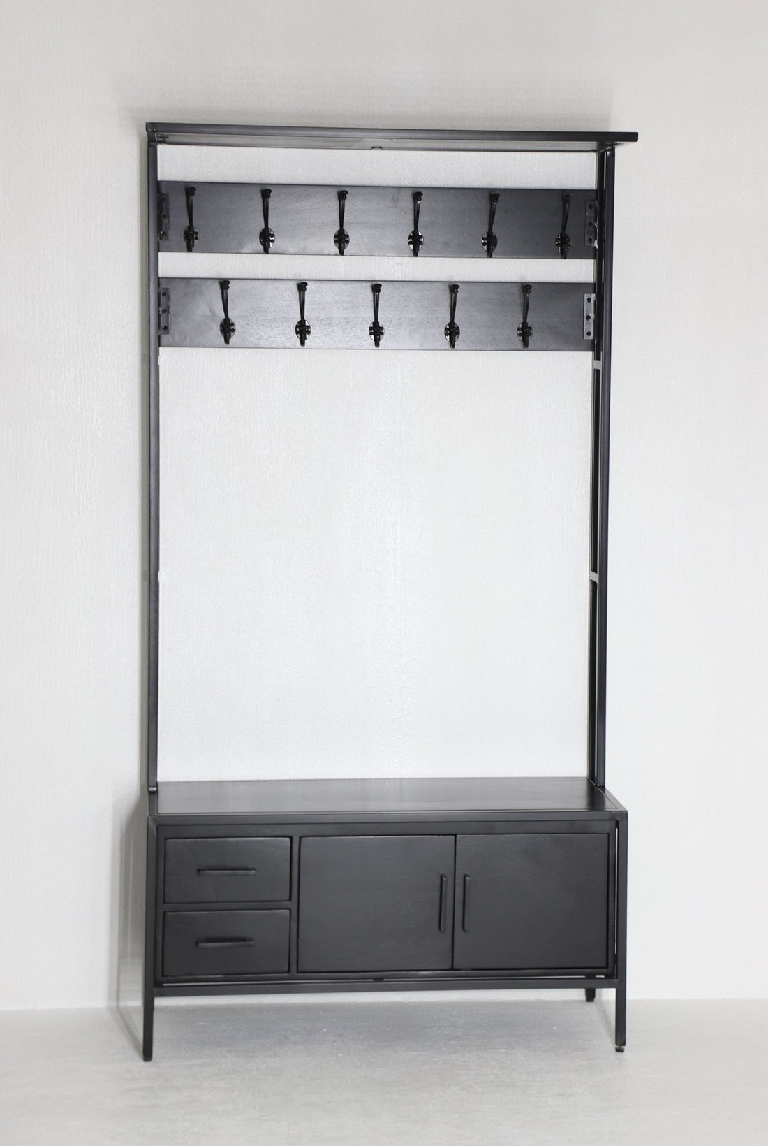Britt Garderobe XL Zwart – Massief Mangohout & Staal | 100 × 40 × 190 cm