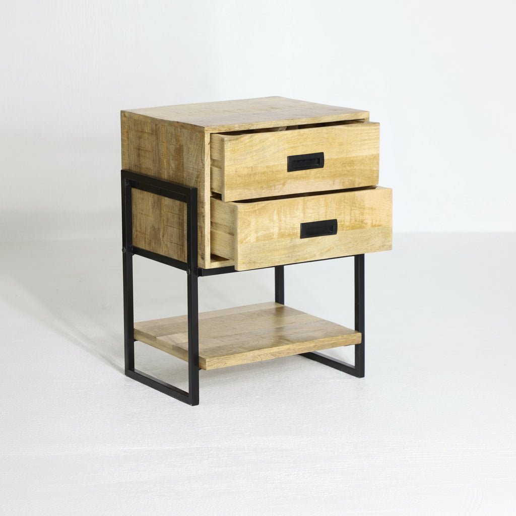 Britt Loft Nachtkastje – Mangohout & Staal | 61 × 48 × 53 cm