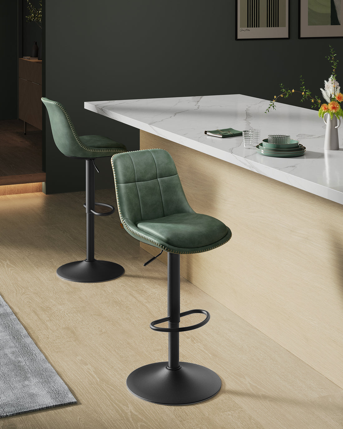 Barkrukken Set van 2 – Verstelbare draaibare keukenstoelen met rugleuning, voetensteun en PU-leren zitting in bosgroen - Industrieelinhuis.nl