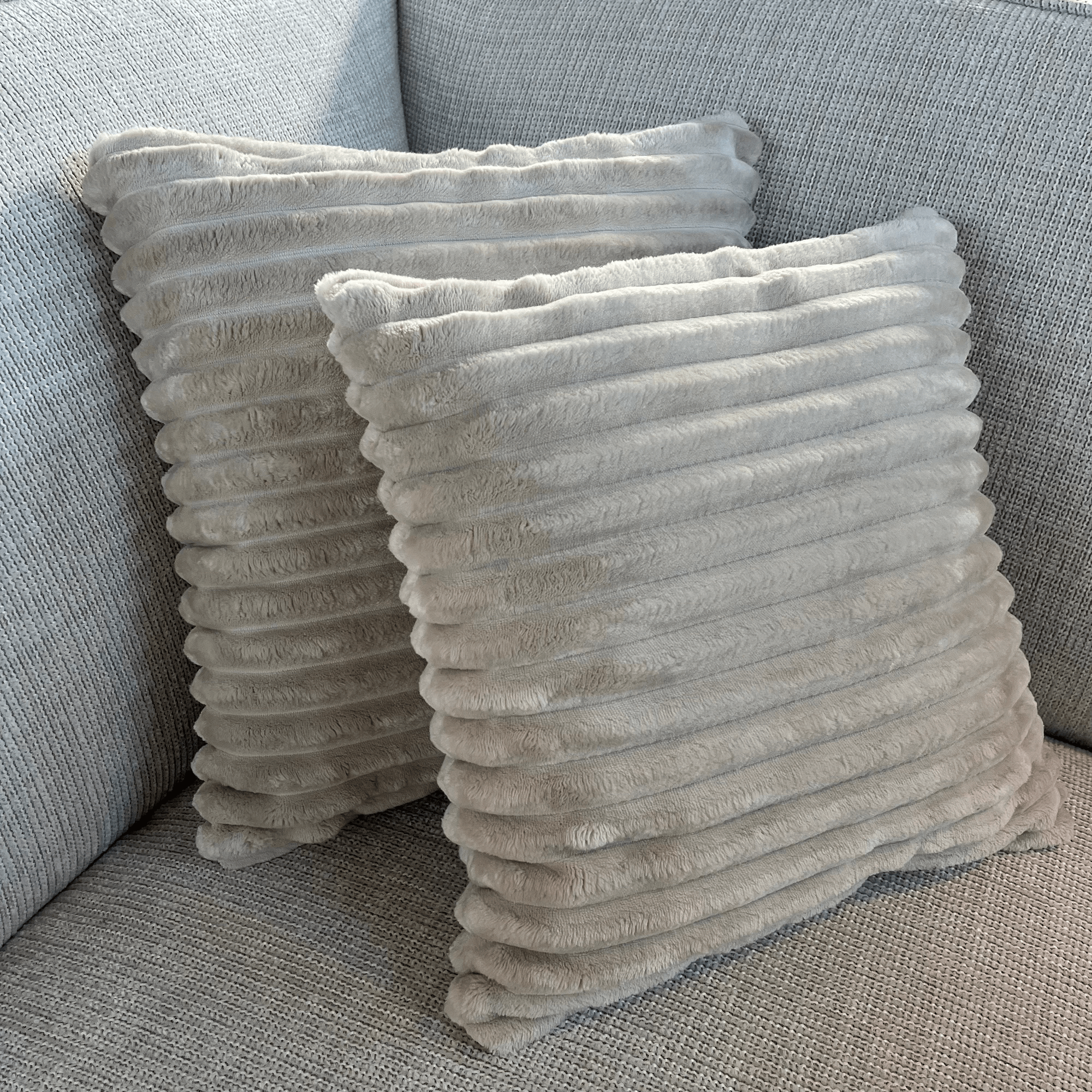 Sierkussen Ribstof Tilly Beige 55cm - Industrieelinhuis.nl