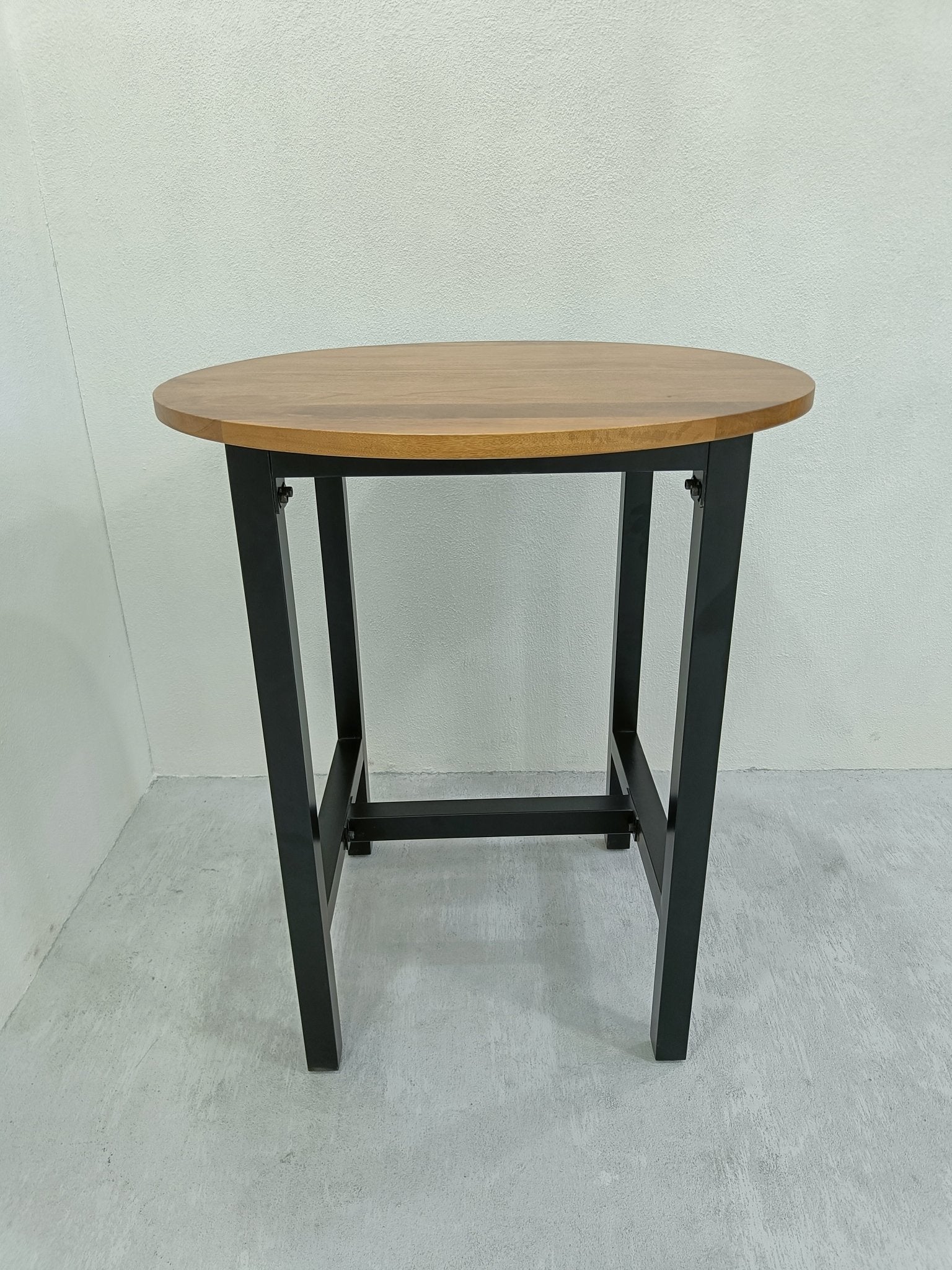 Ronde Bartafel Mangohout Ø90 cm – Warm & Industrieel Design