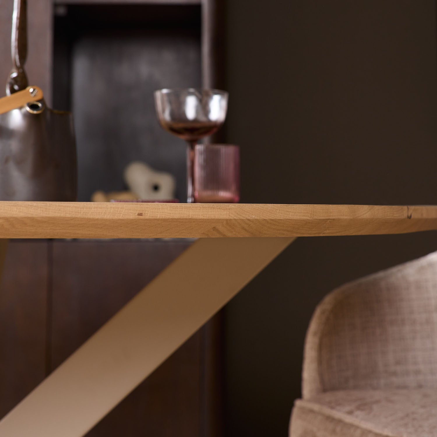 Eiken eettafel Ferris | Rond 110 cm | Naturel | Poot Sand - Industrieelinhuis.nl
