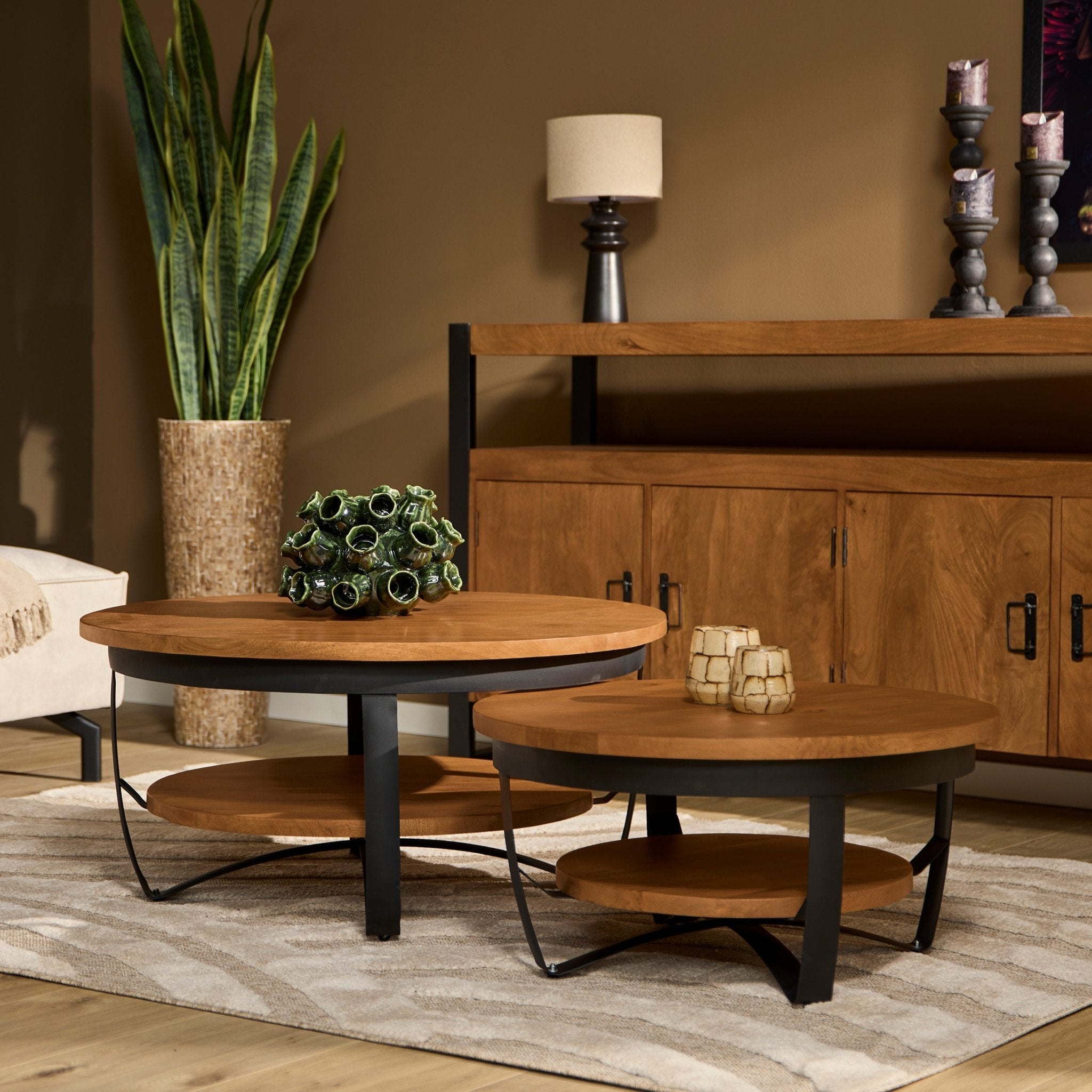 Salontafel Paras rond | Mangohout Staal | 90 cm - Industrieelinhuis.nl