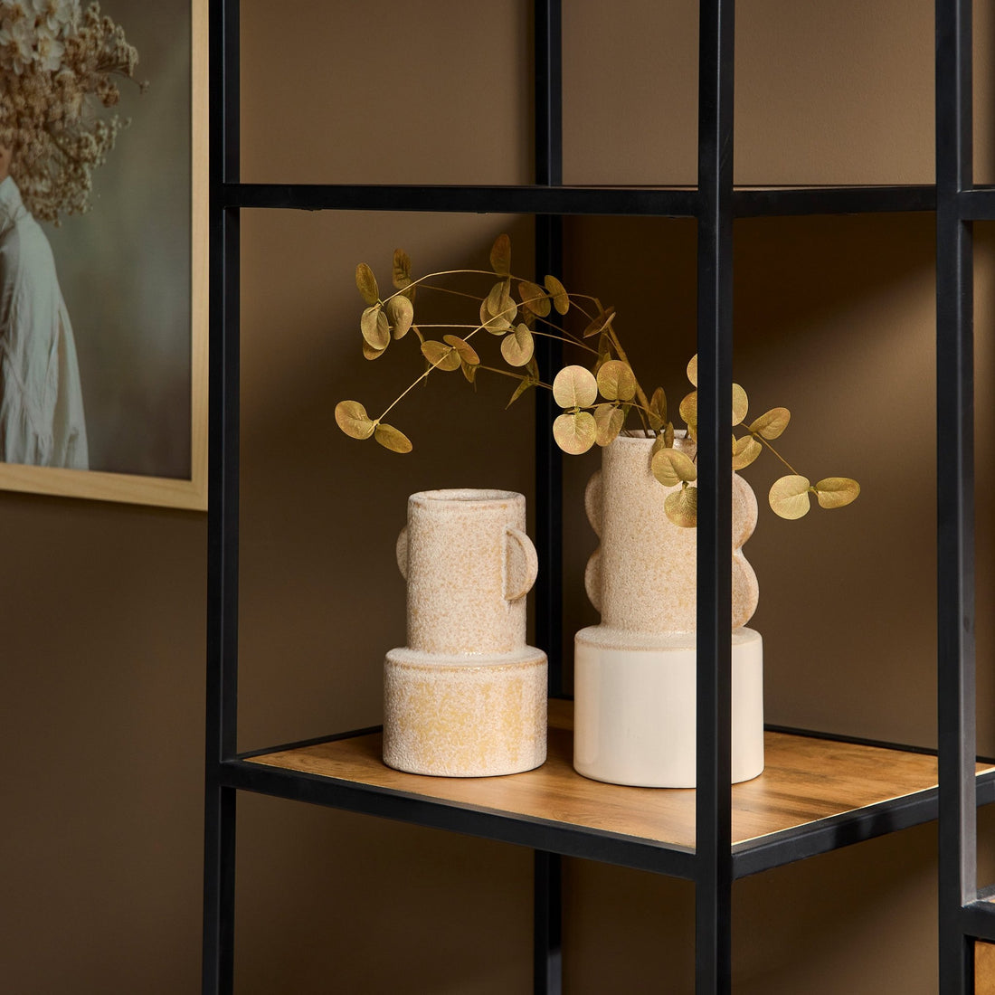 Mangohouten boekenkast Denver | Mangohout en staal | 2 lades - Industrieelinhuis.nl