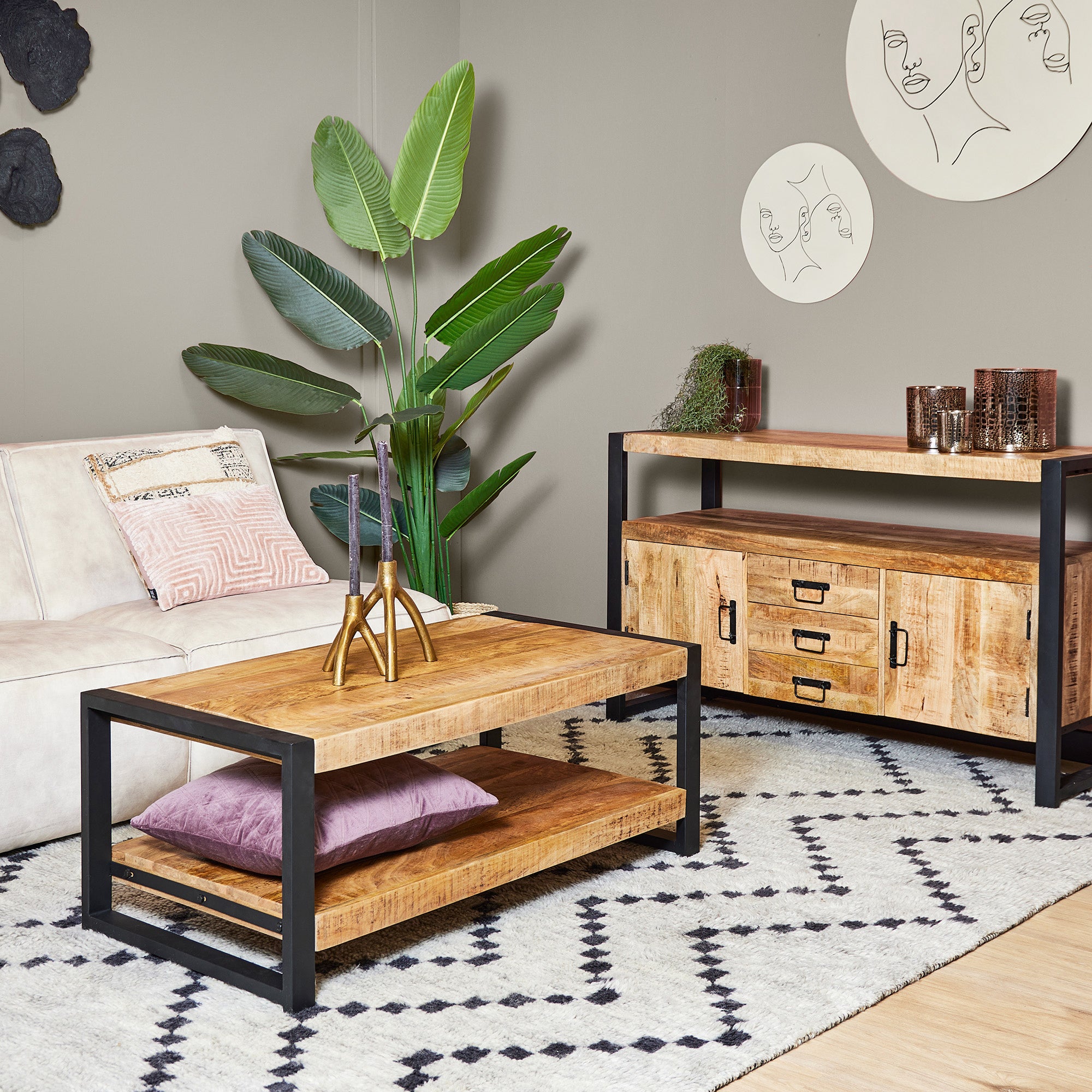 Salontafel Sorrento | Mangohout & Metaal | 110cm