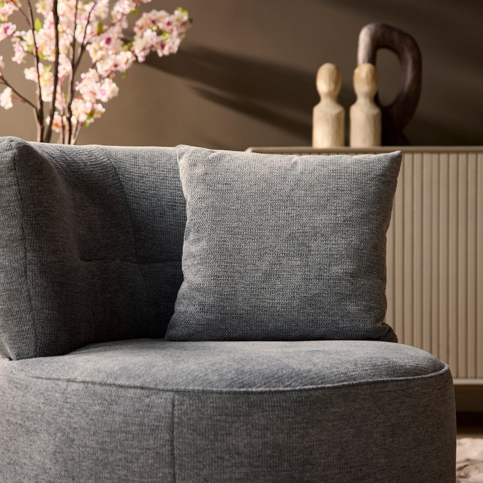 Ronde Fauteuil Fien Grijs - Industrieelinhuis.nl