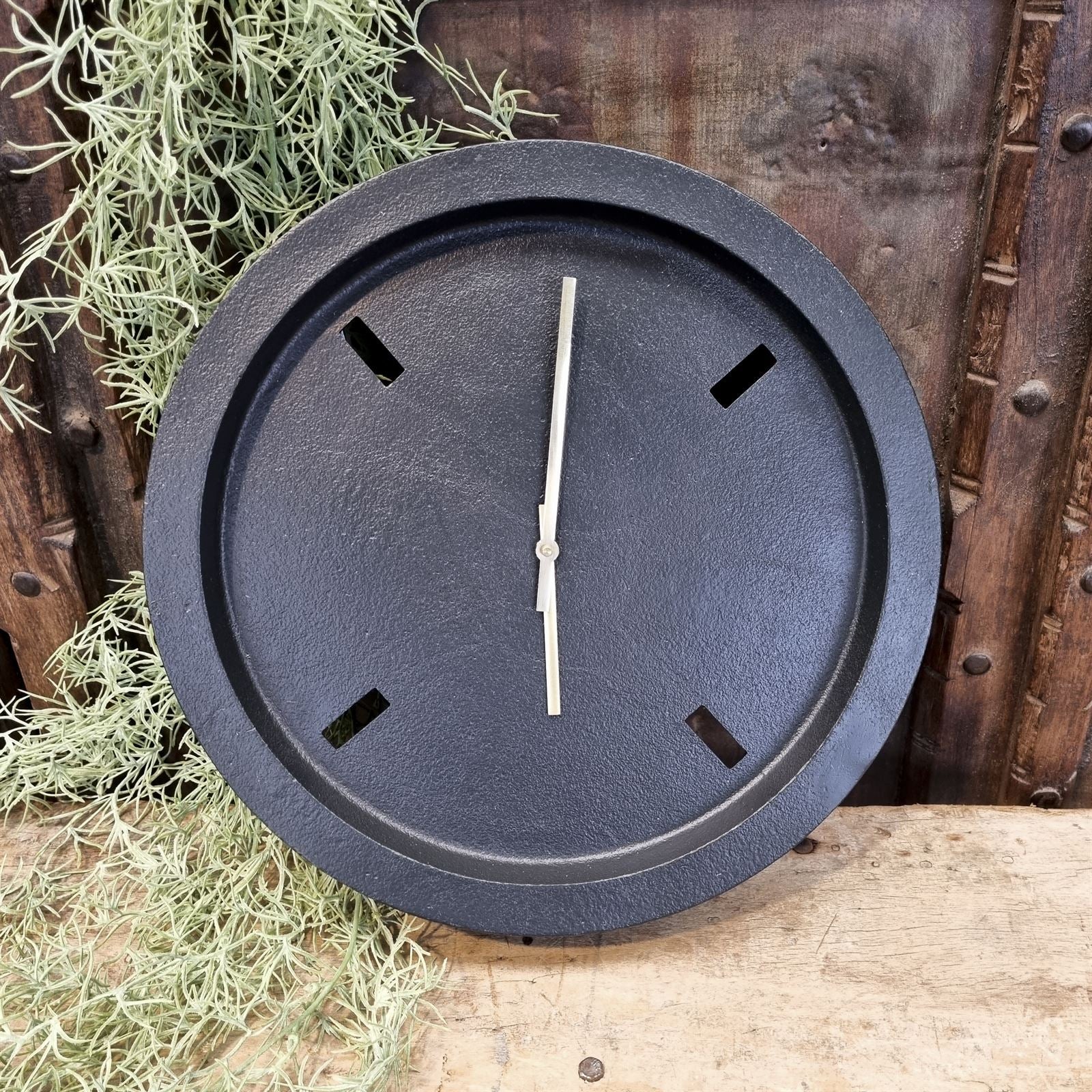 Wandklok Zwart Groot - Industrieelinhuis.nl