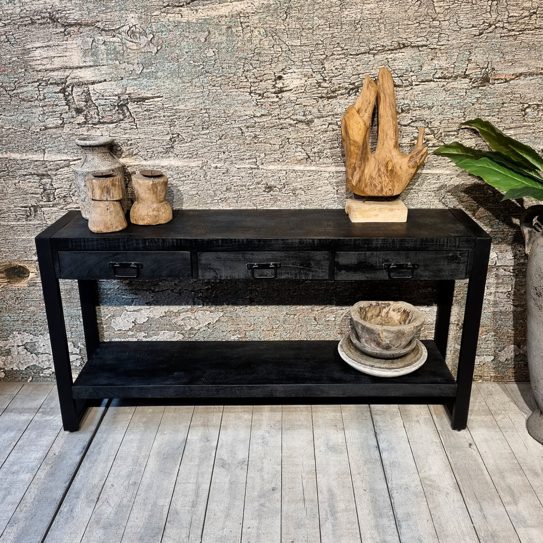 Sidetable zwart | Mangohout en Staal | 150x35x76cm
