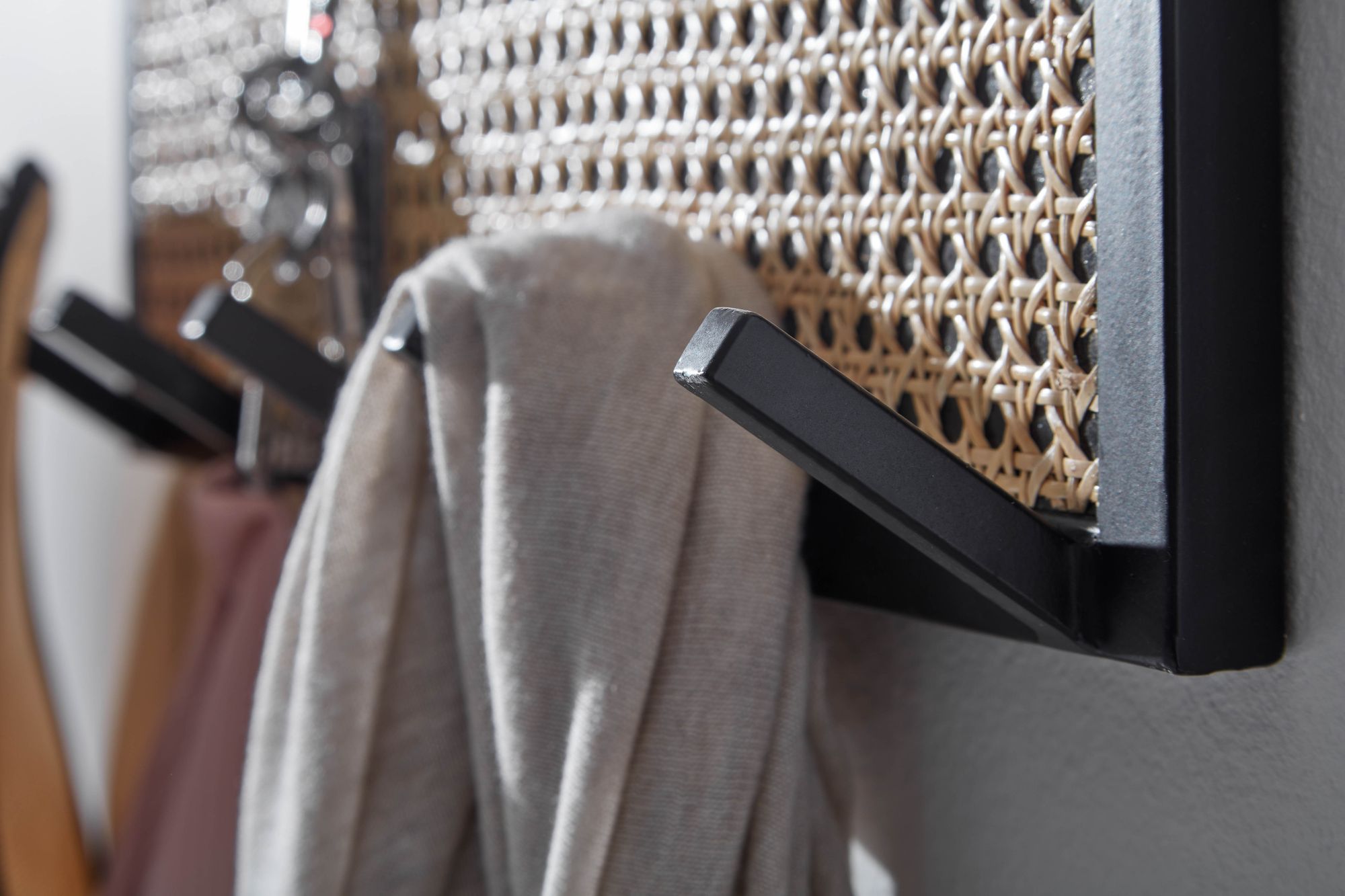 Wandkapstok massief hout 53x40x7,5 cm garderobekast hal