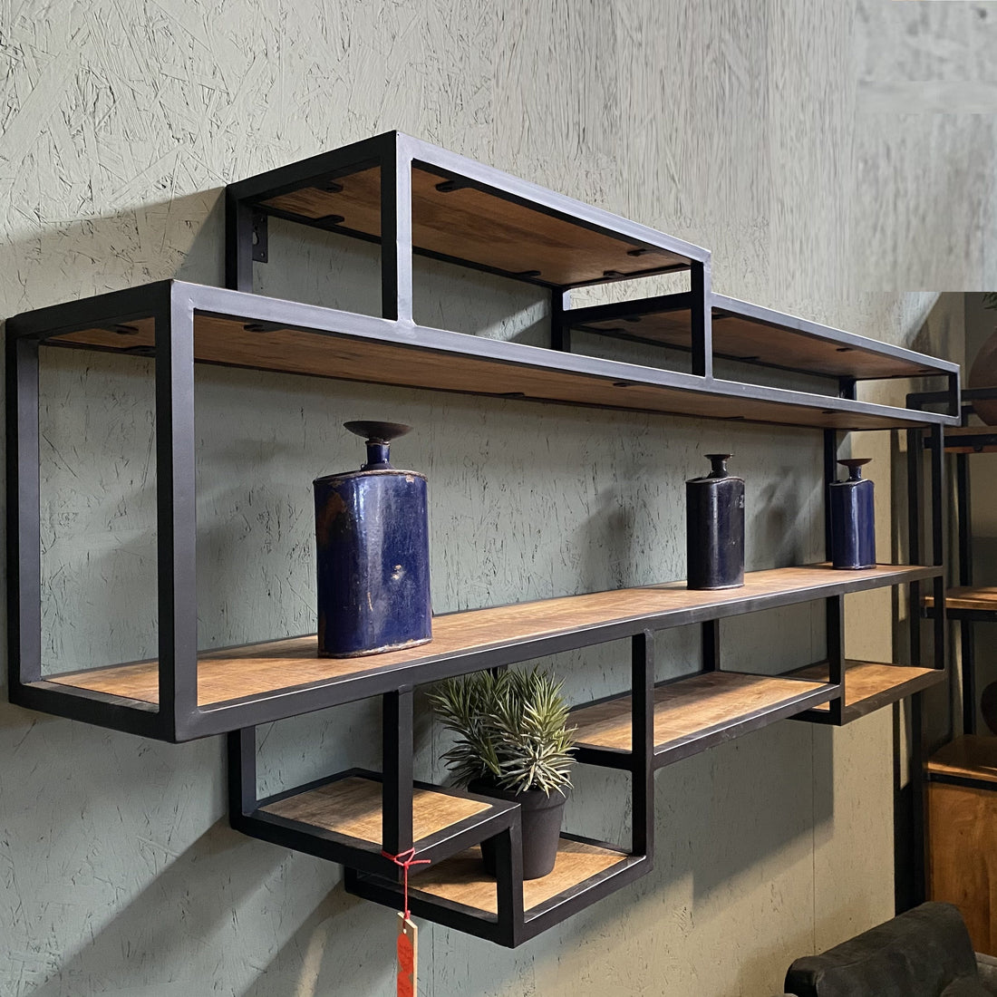 Wandplank industrieel design | Mangohout en Staal | 200x25x80cm