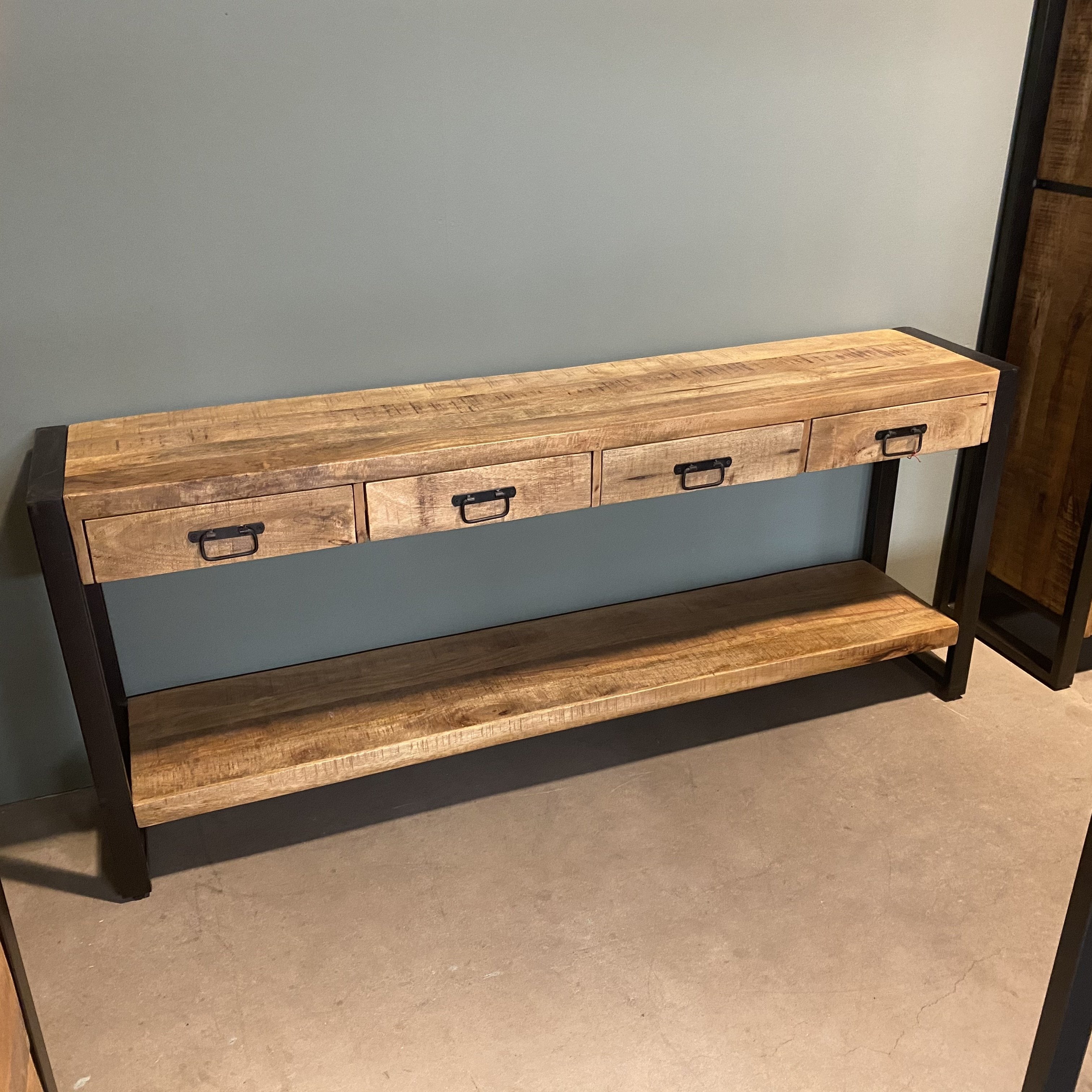 Sidetable met vier lades | Mangohout en Staal | 180x35x76cm