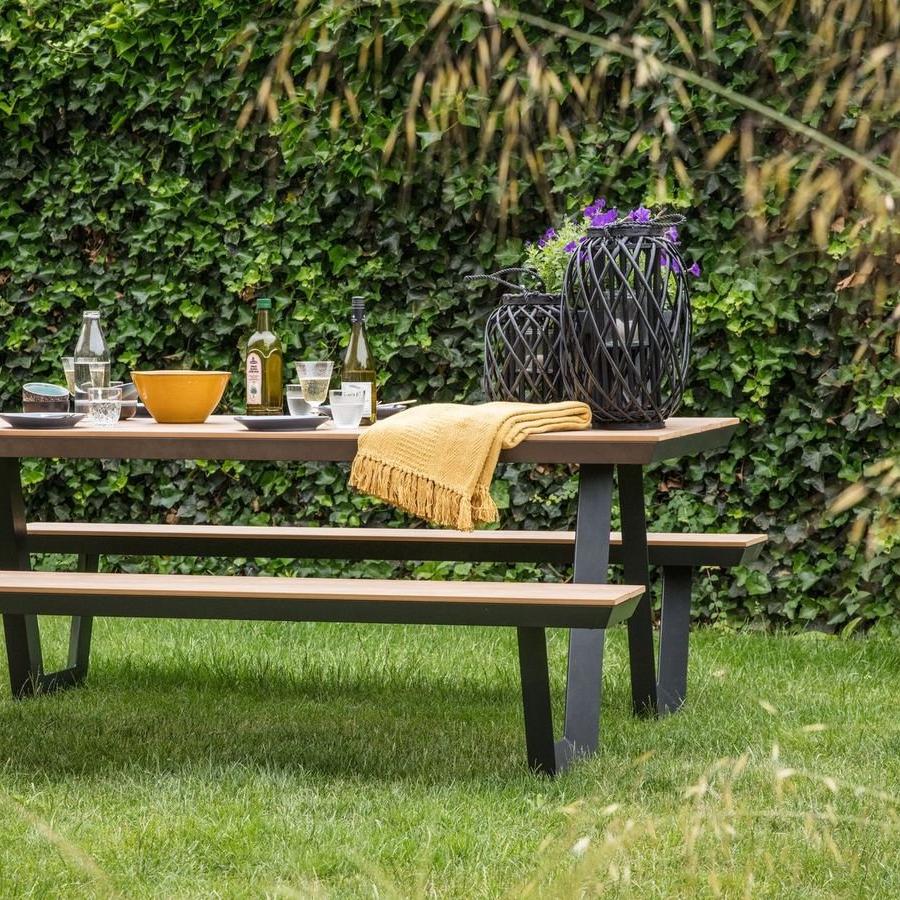 Industriële tuinmeubels: je tuin is er klaar voor!