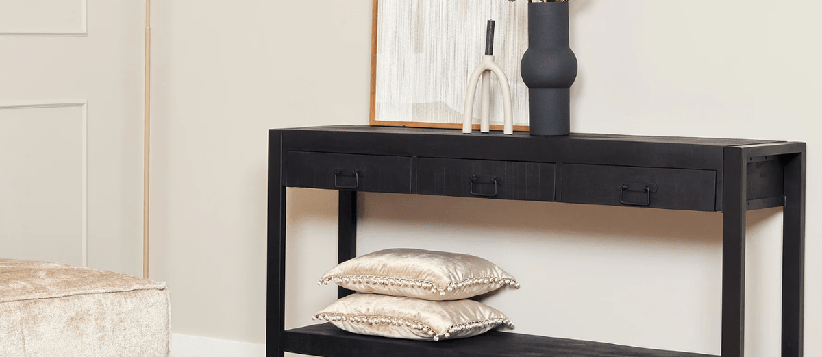 Zo combineer je een sidetable met andere meubels