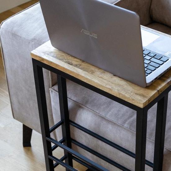 Hoe maak je van een bijzettafel naast de bank een echte eyecatcher?