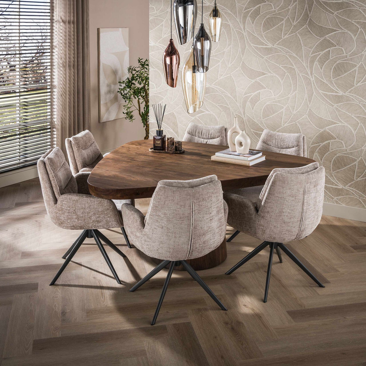 Eettafel Arcadia triangle 165 - Industrieelinhuis.nl