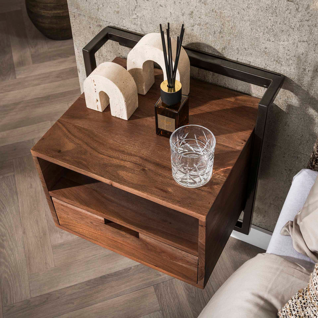 Nachtkastje Air Solid 1L - Industrieelinhuis.nl