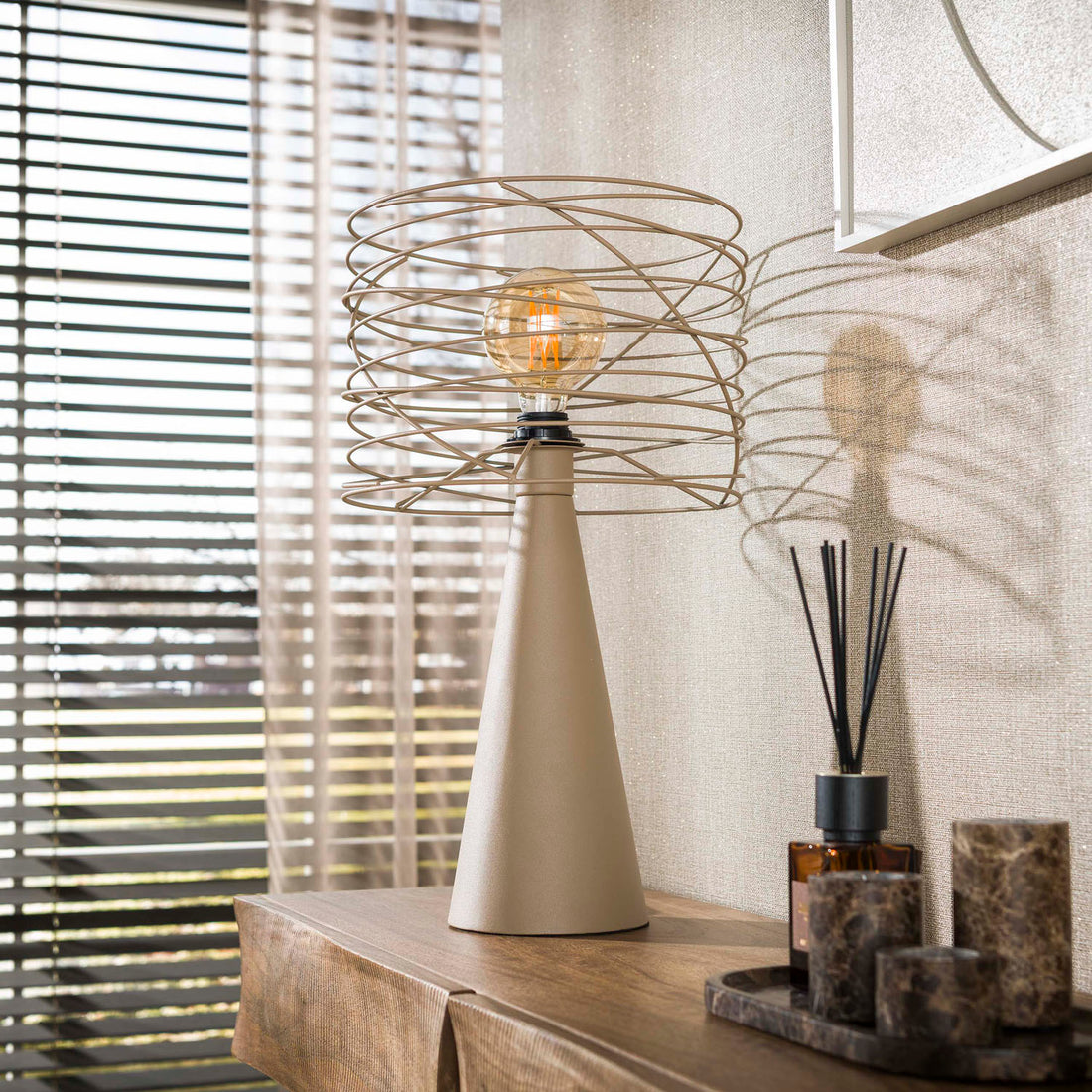 Tafellamp Curl 1L - Industrieelinhuis.nl