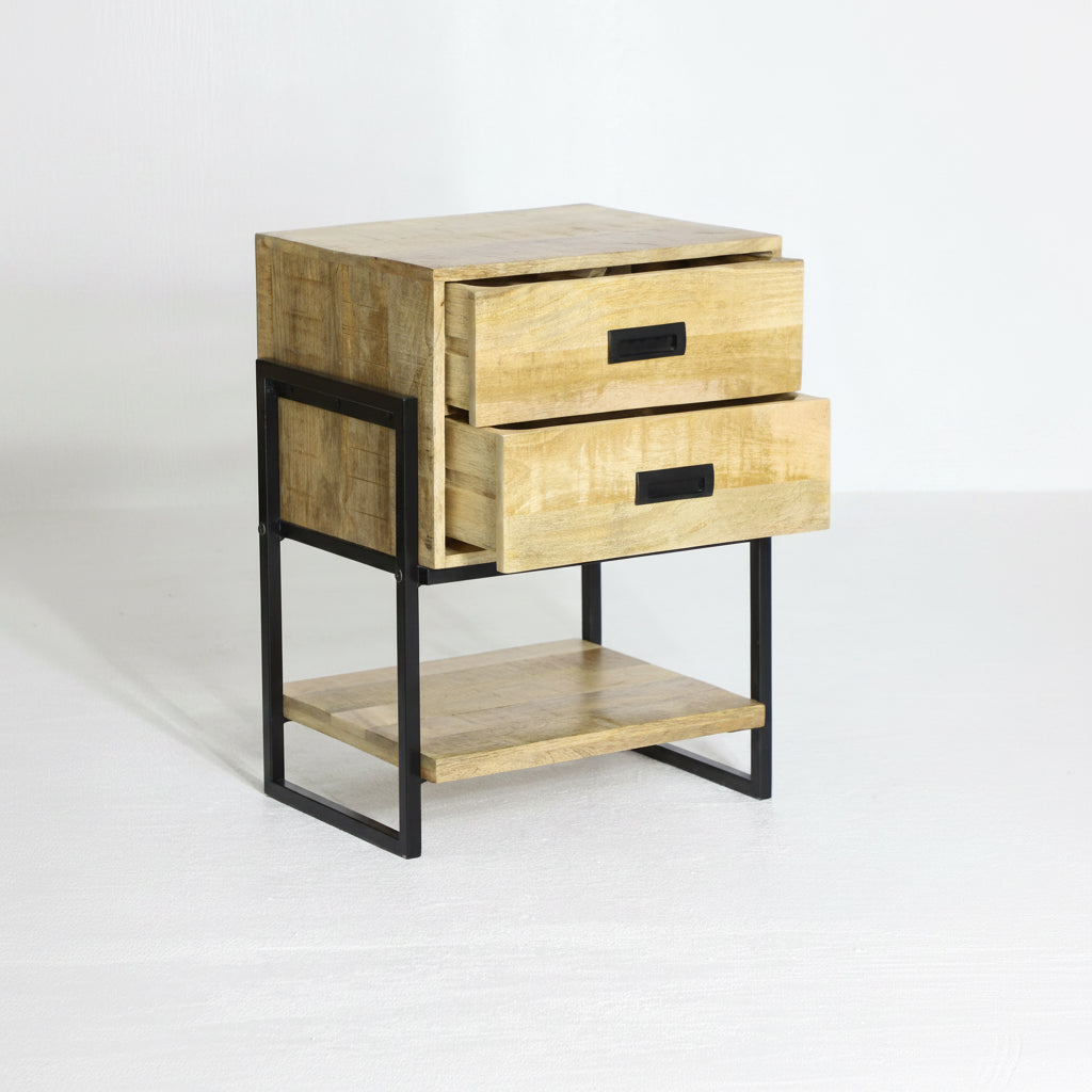 Britt Loft Nachtkastje – Mangohout &amp; Staal | 61 × 48 × 53 cm