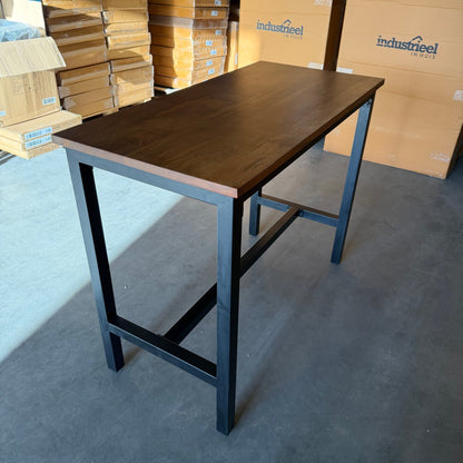 Bartafel Industrieel | Boomstam bartafels | 135x65x105cm - Industrieelinhuis.nl