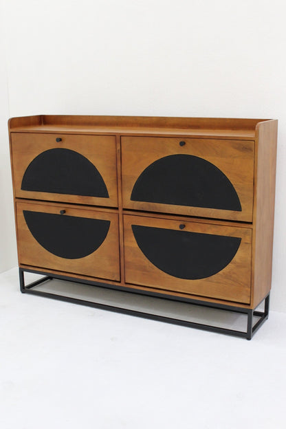 Smalle Schoenenkast van Mangohout en Staal – 140×30×100 cm – 4 Deuren – Duurzaam Industrieel Design - Industrieelinhuis.nl
