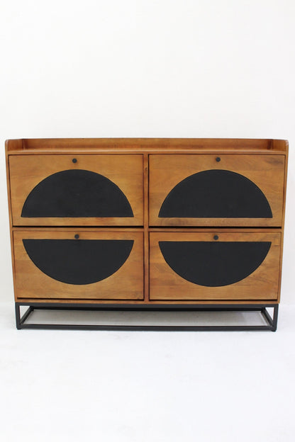 Smalle Schoenenkast van Mangohout en Staal – 140×30×100 cm – 4 Deuren – Duurzaam Industrieel Design - Industrieelinhuis.nl