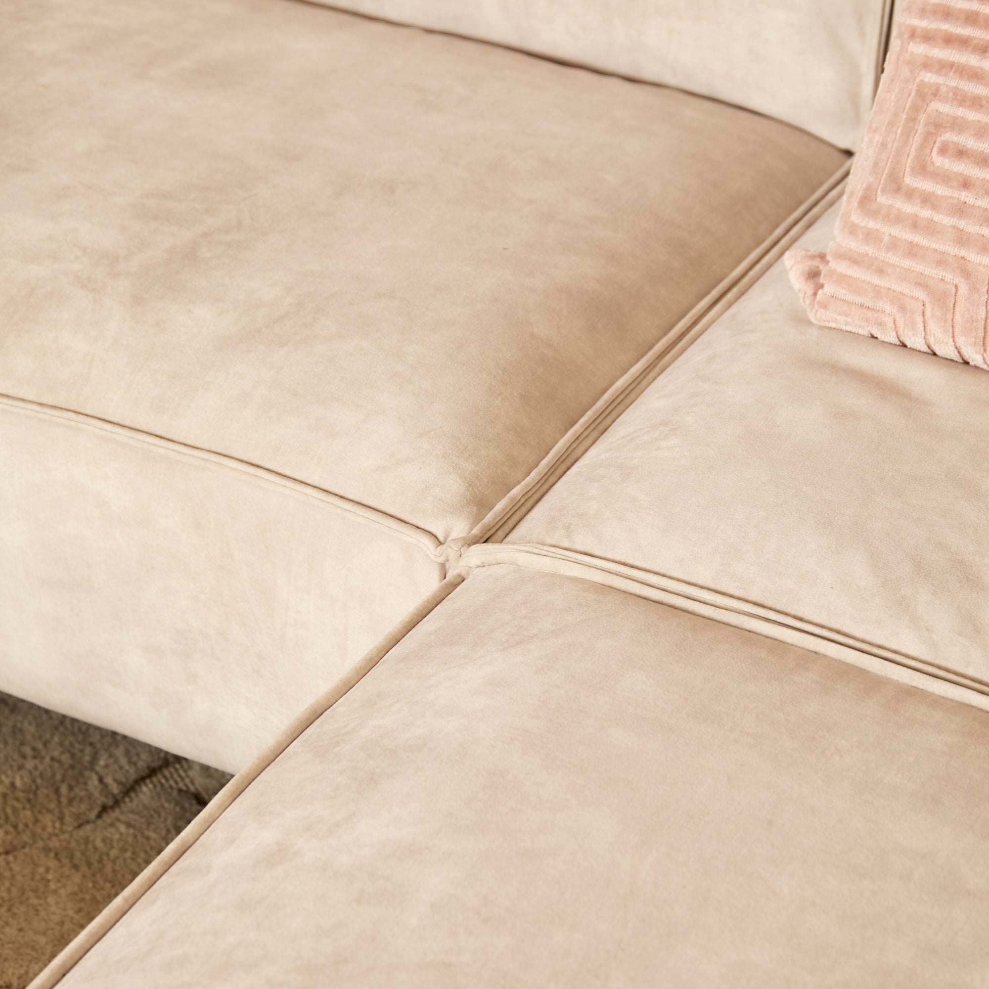 MySofa Velvet Hoekbank Floris Beige - Industrieelinhuis.nl