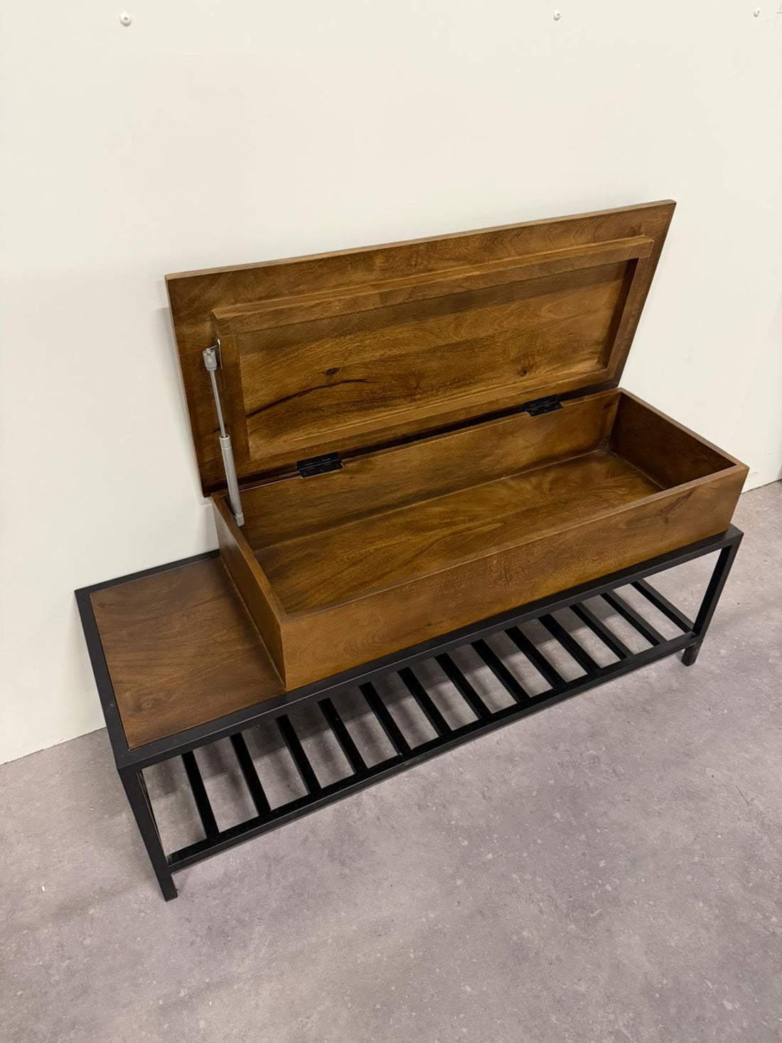 Kapstok &amp; Bankje “Urban Steel” – Industrieel Design met Karakter (110 cm)