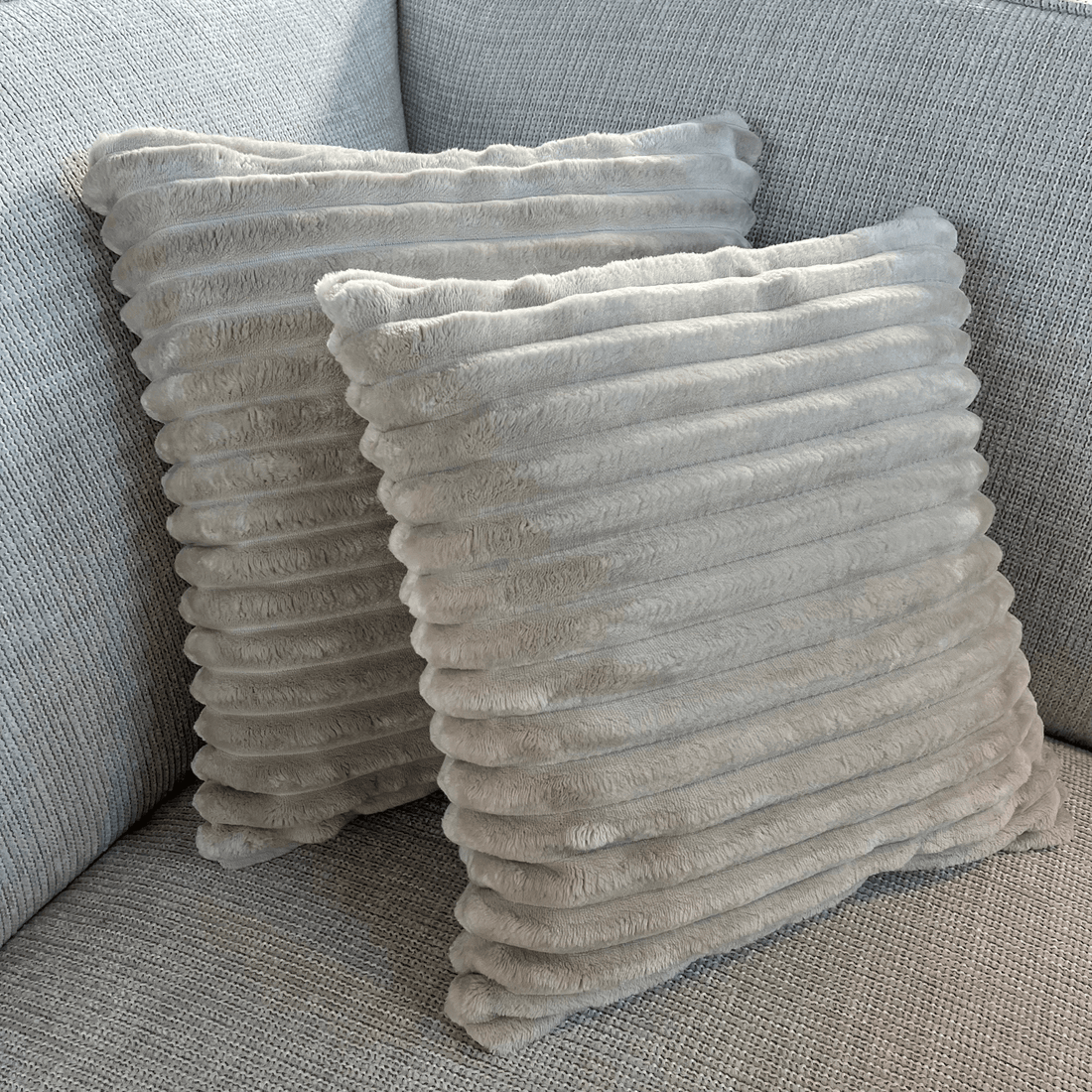 Sierkussen Ribstof Tilly Beige 43cm - Industrieelinhuis.nl