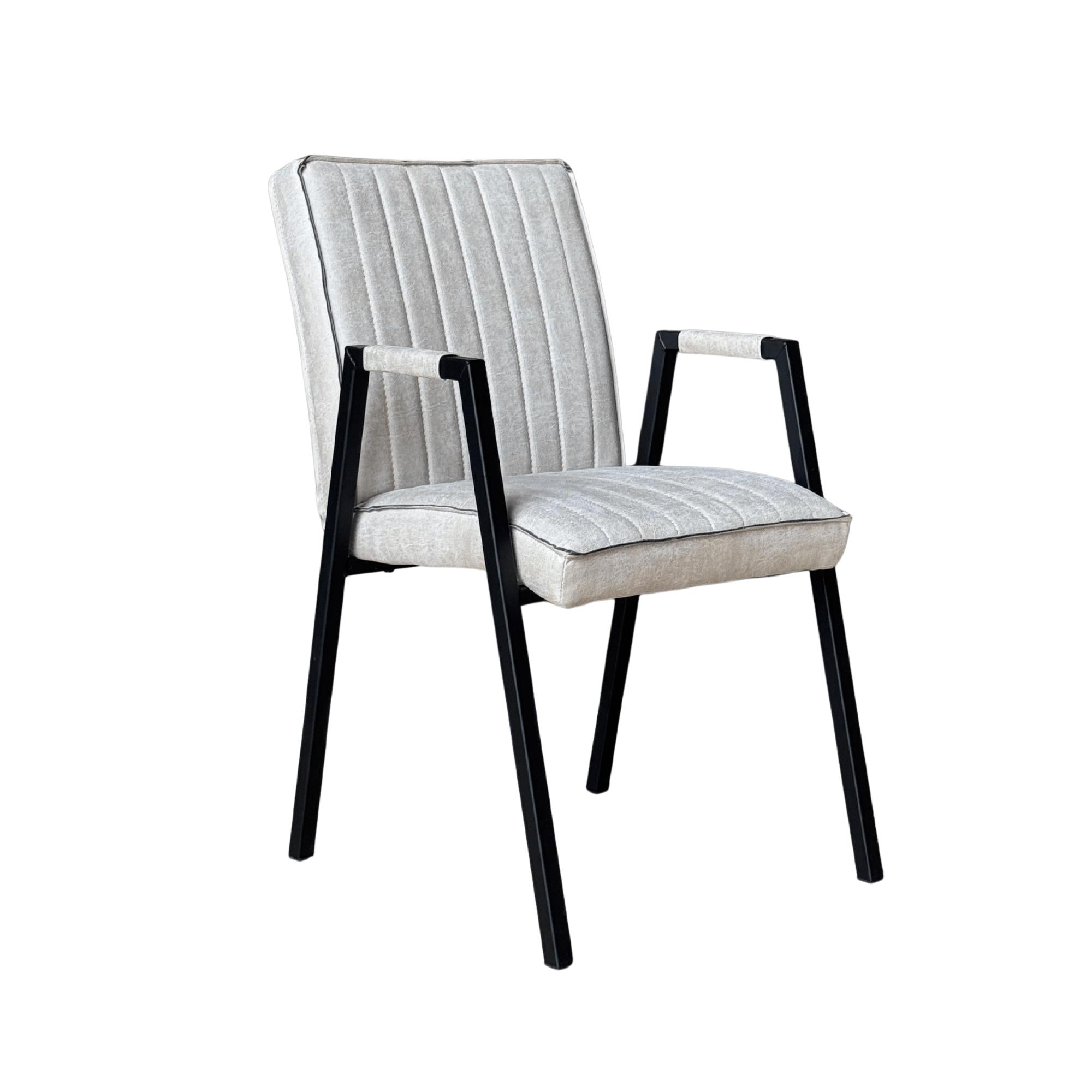 Eetkamerstoel Tivoli Bull | Beige | Met armleuning - Industrieelinhuis.nl