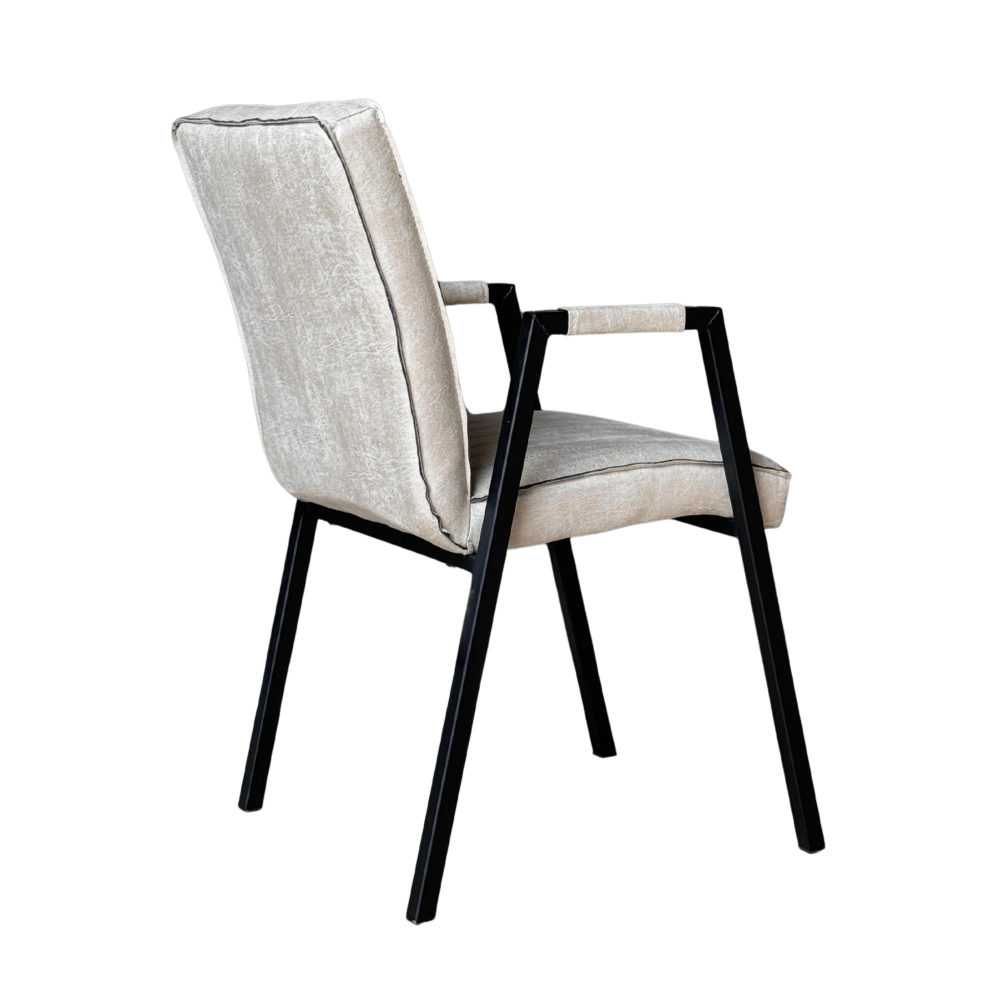 Eetkamerstoel Tivoli Bull | Beige | Met armleuning - Industrieelinhuis.nl