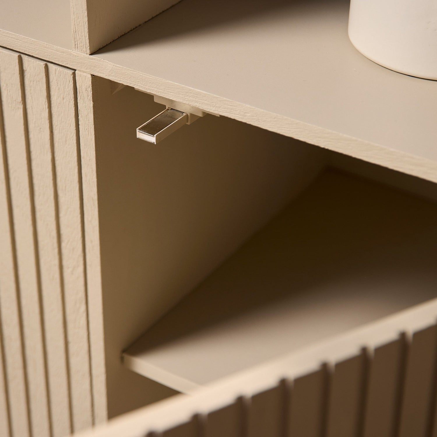 Vakkenkast Madison XL Sand | 135 cm - Industrieelinhuis.nl