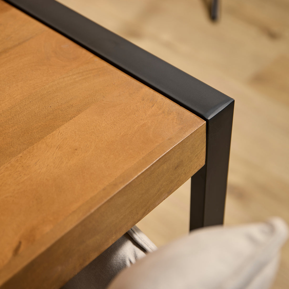 Eettafel Boaz | 140 cm - Industrieelinhuis.nl