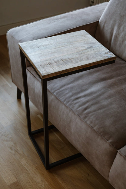 Bijzettafel bank | Set van 2 | Mangohout en Staal | 38x31x68cm - Industrieelinhuis.nl
