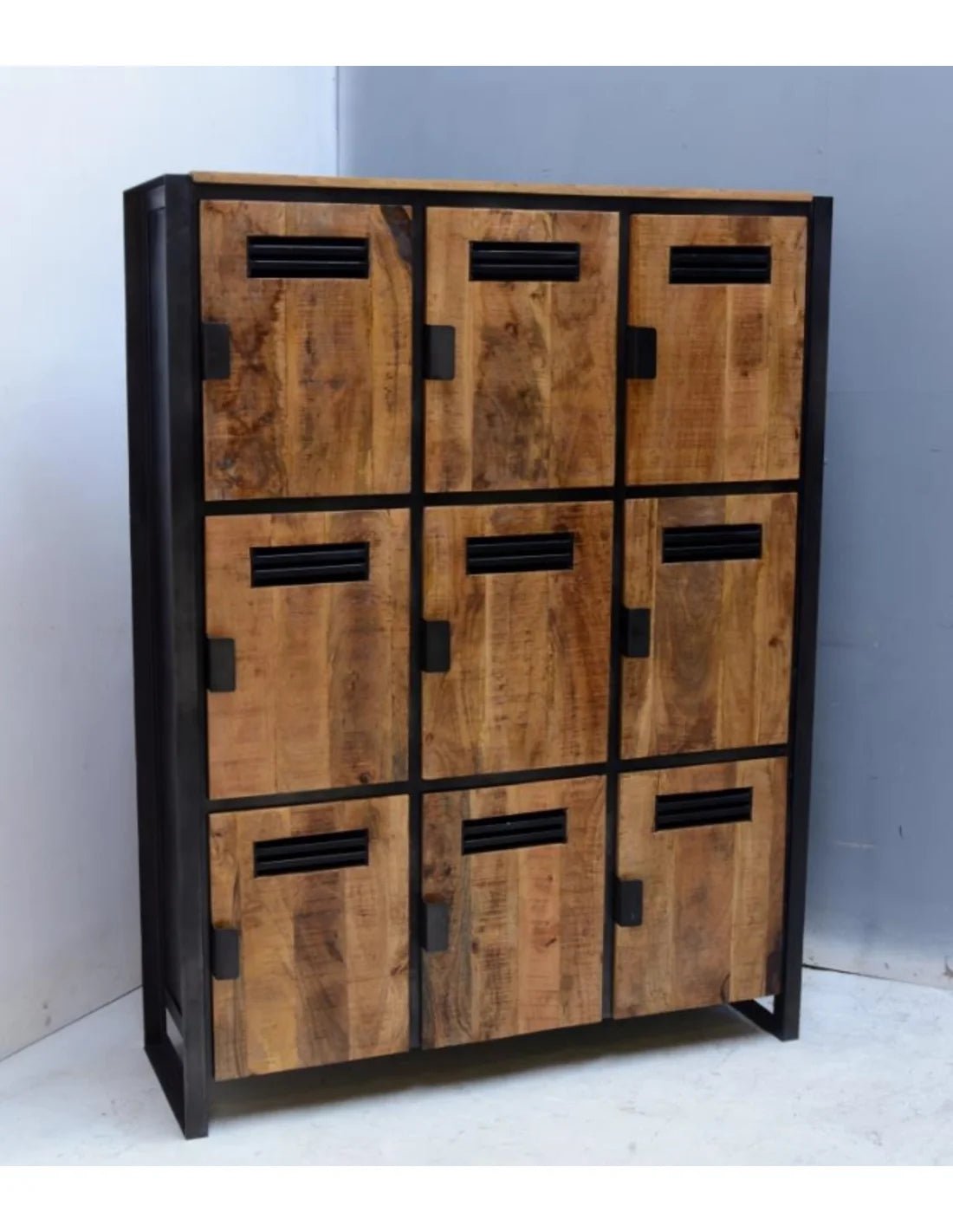 Locker Mangohout Luna 9 deuren 120x40x160 - Industrieelinhuis.nl