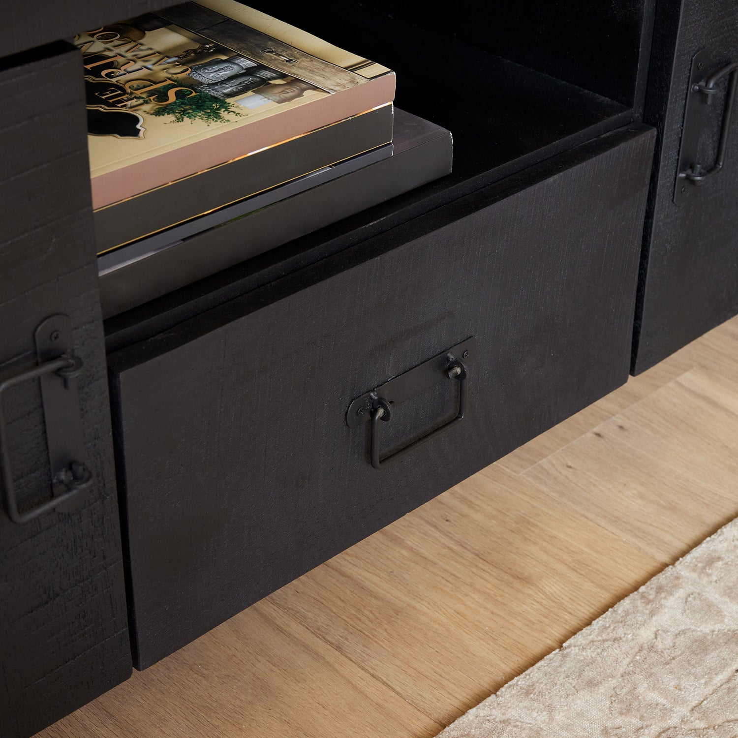 Tv meubel Boaz Black met deuren en een lade | 150 cm - Industrieelinhuis.nl