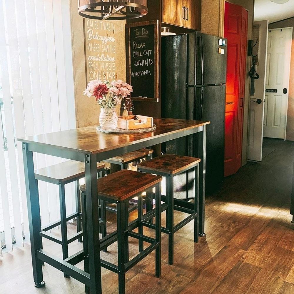 Bartafel met krukken (2) industrieel | Bartafel set