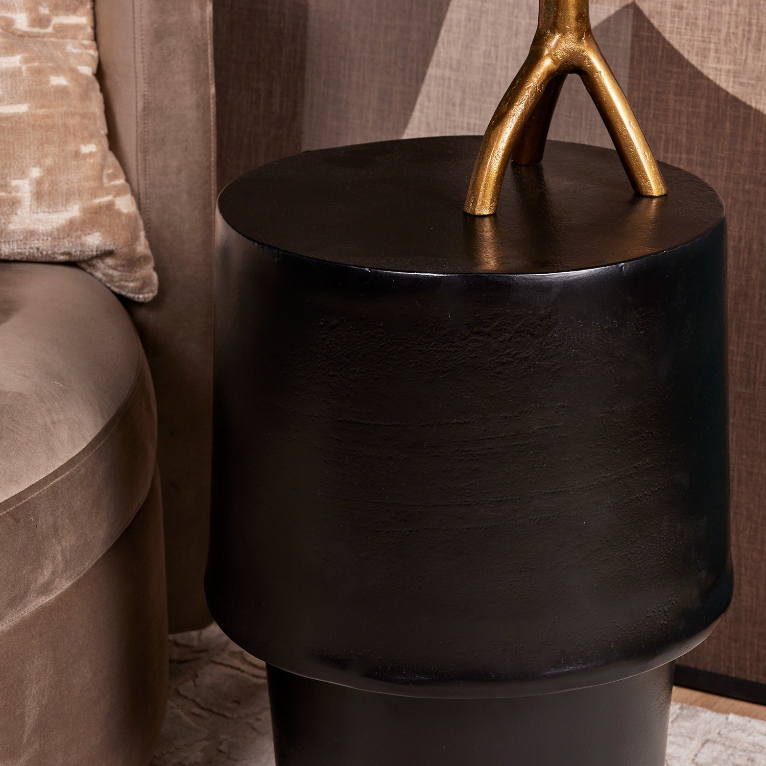 Bijzettafel rond zwart Kacy | aluminium | 60 cm