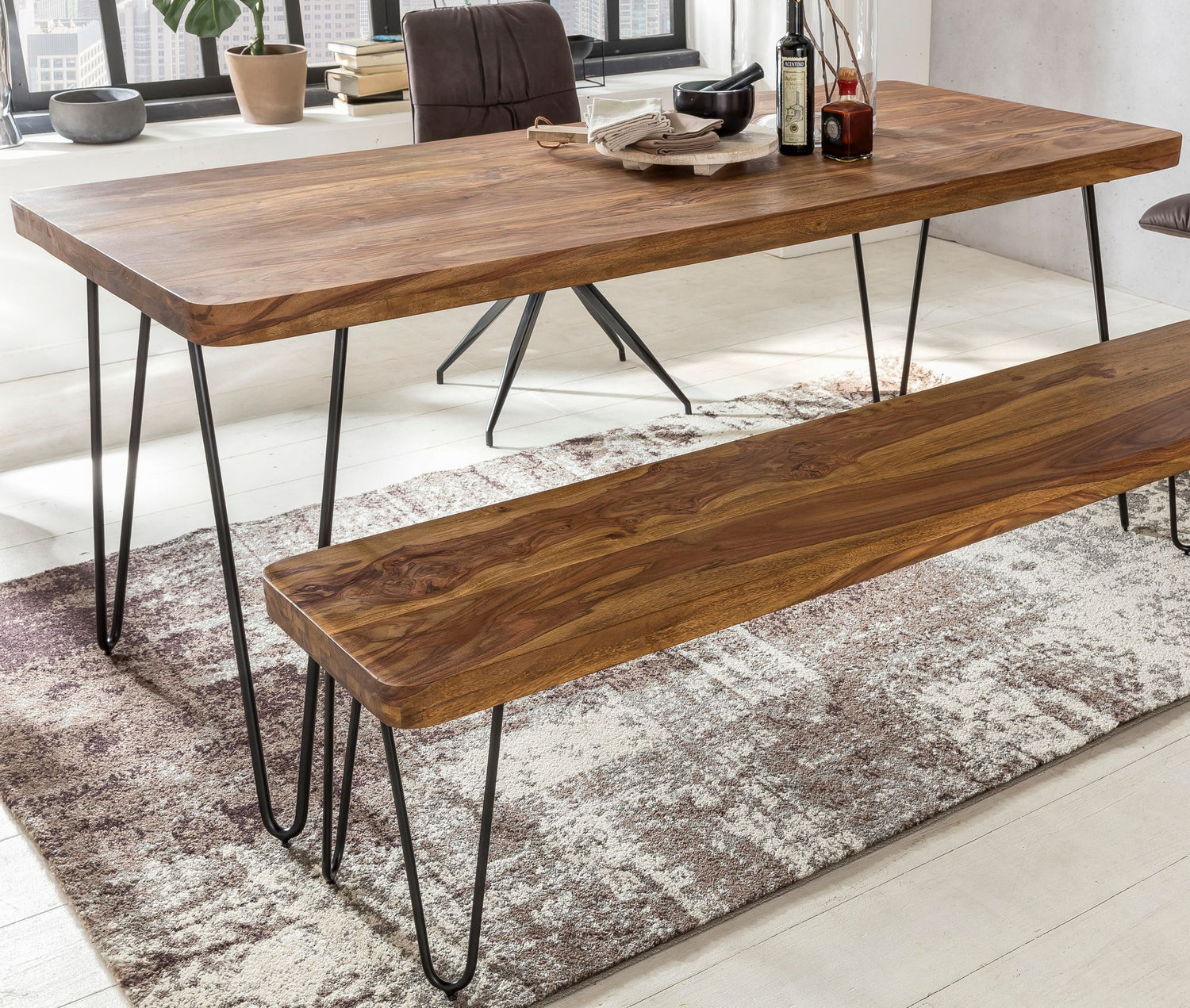 Eettafel Industrieel Design | Sheesham en Staal | 120-160-180-200