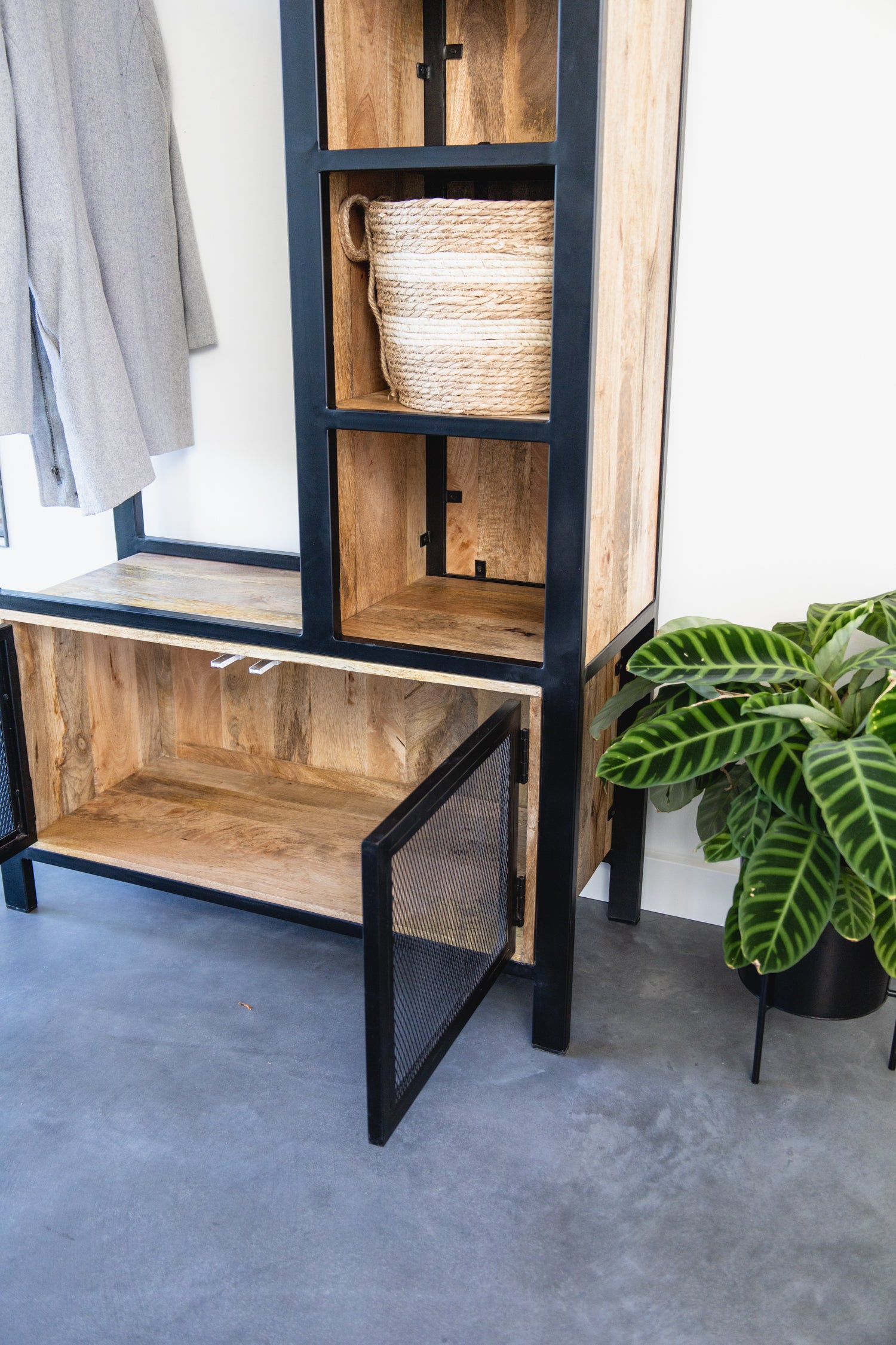 Garderoberek met rail en schappen Industrieel Design | Mangohout en Staal | 100x40x190cm
