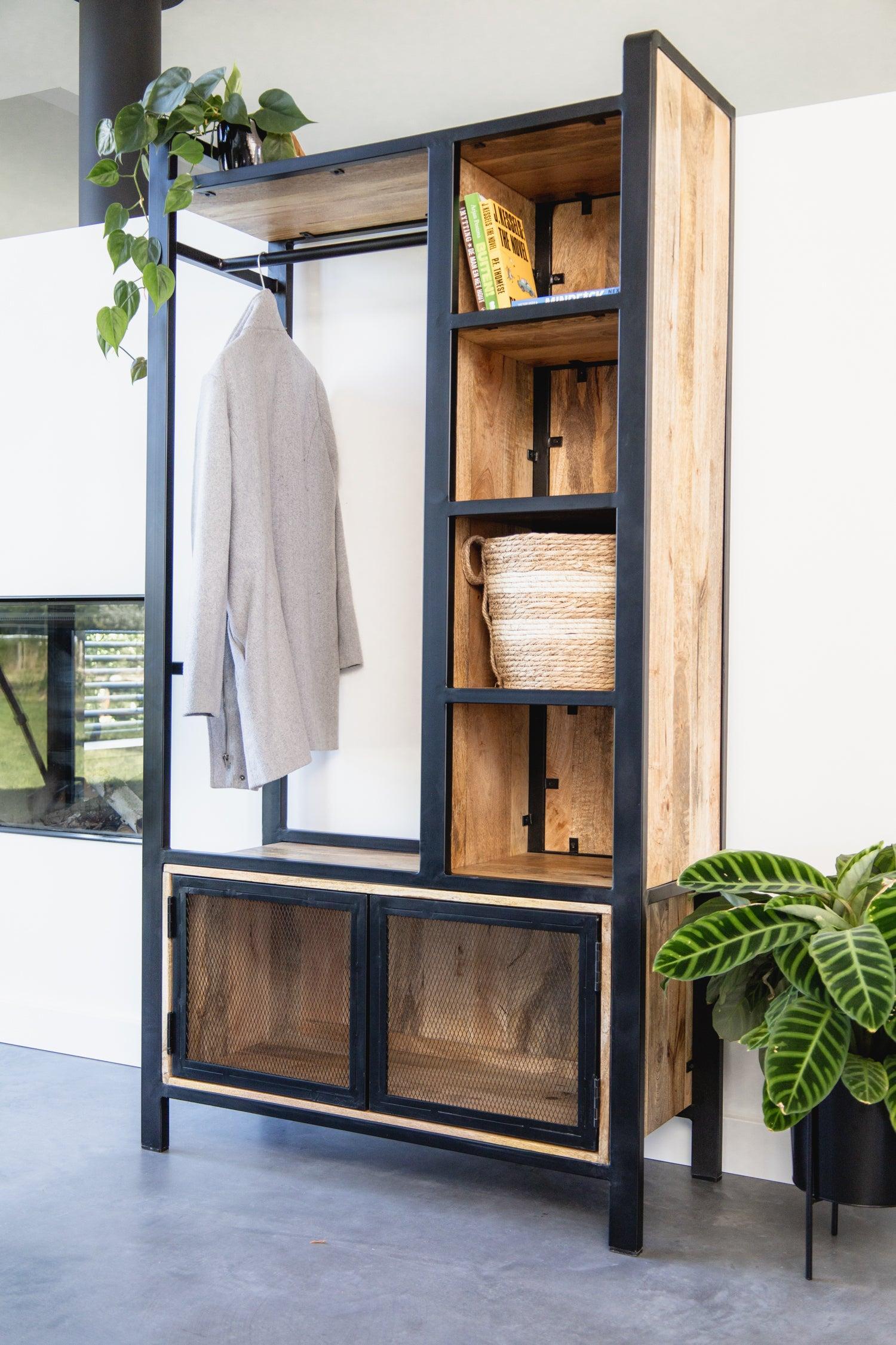 Garderoberek met rail en schappen Industrieel Design | Mangohout en Staal | 100x40x190cm