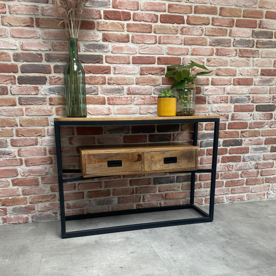 Sidetable mangohout met twee lades | Mangohout en Staal | 110x35x77