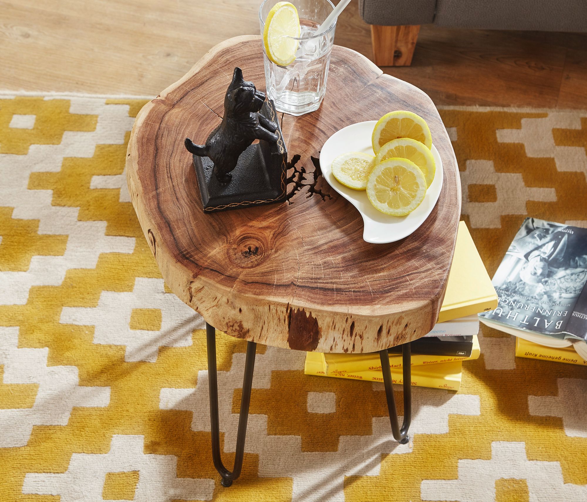 Massief houten acacia salontafel met haarspeldpoten 35 x 35 cm | ronde salontafel