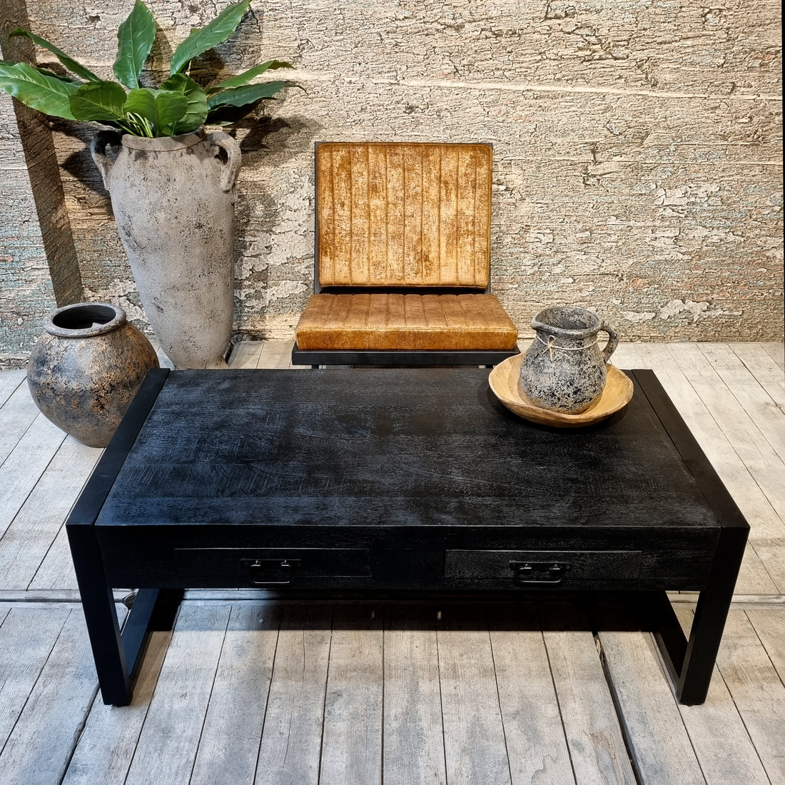 Salontafel met lades Industrieel Design | Zwart Mangohout en Staal | 120x60x45cm