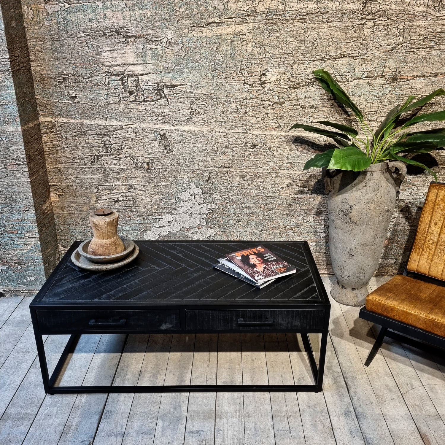 Salontafel Jax Visgraat Industrieel Design | Zwart Mangohout en Staal | 120x60x45cm