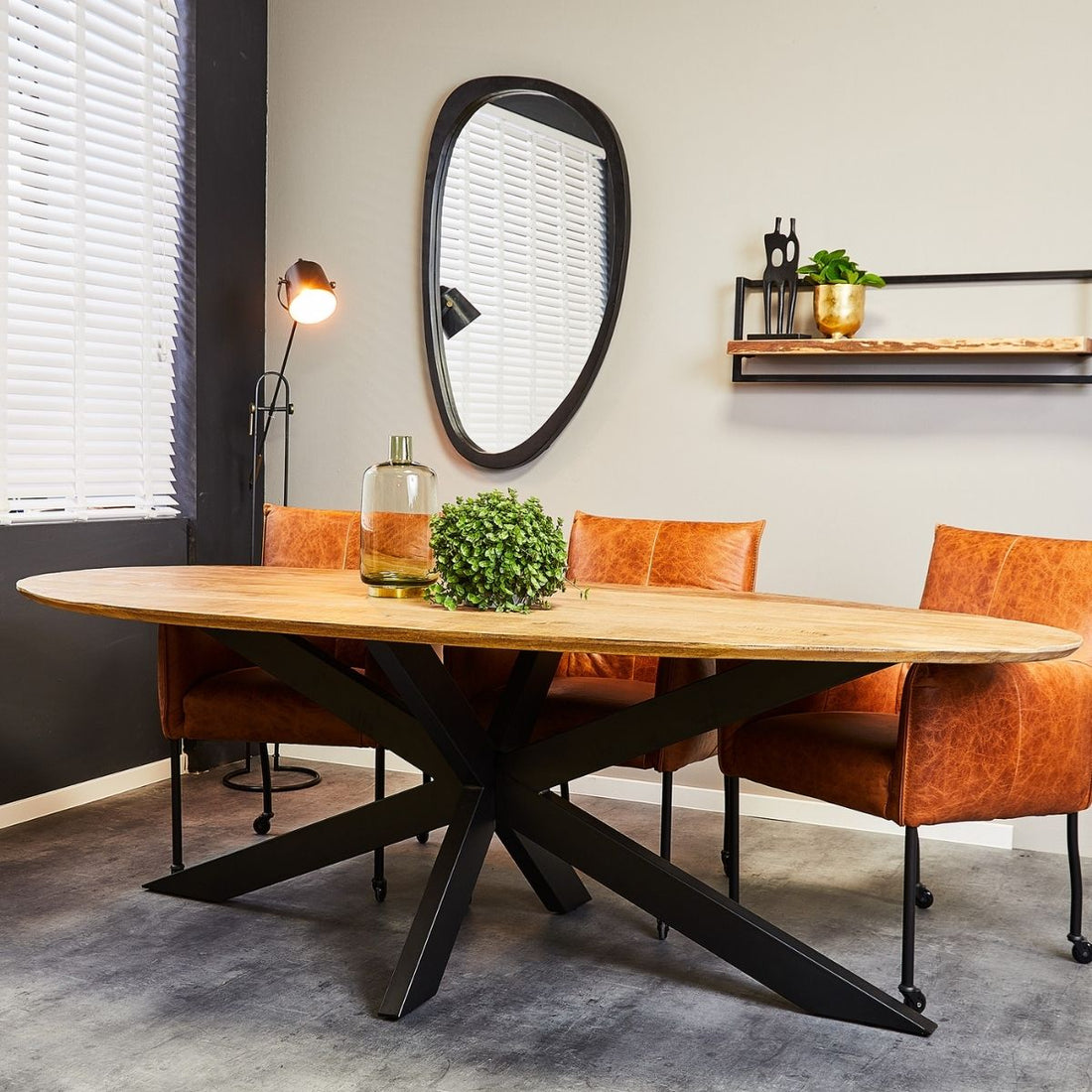 Eetkamertafel Arlington | Ovaal | 210 cm - Industrieelinhuis.nl