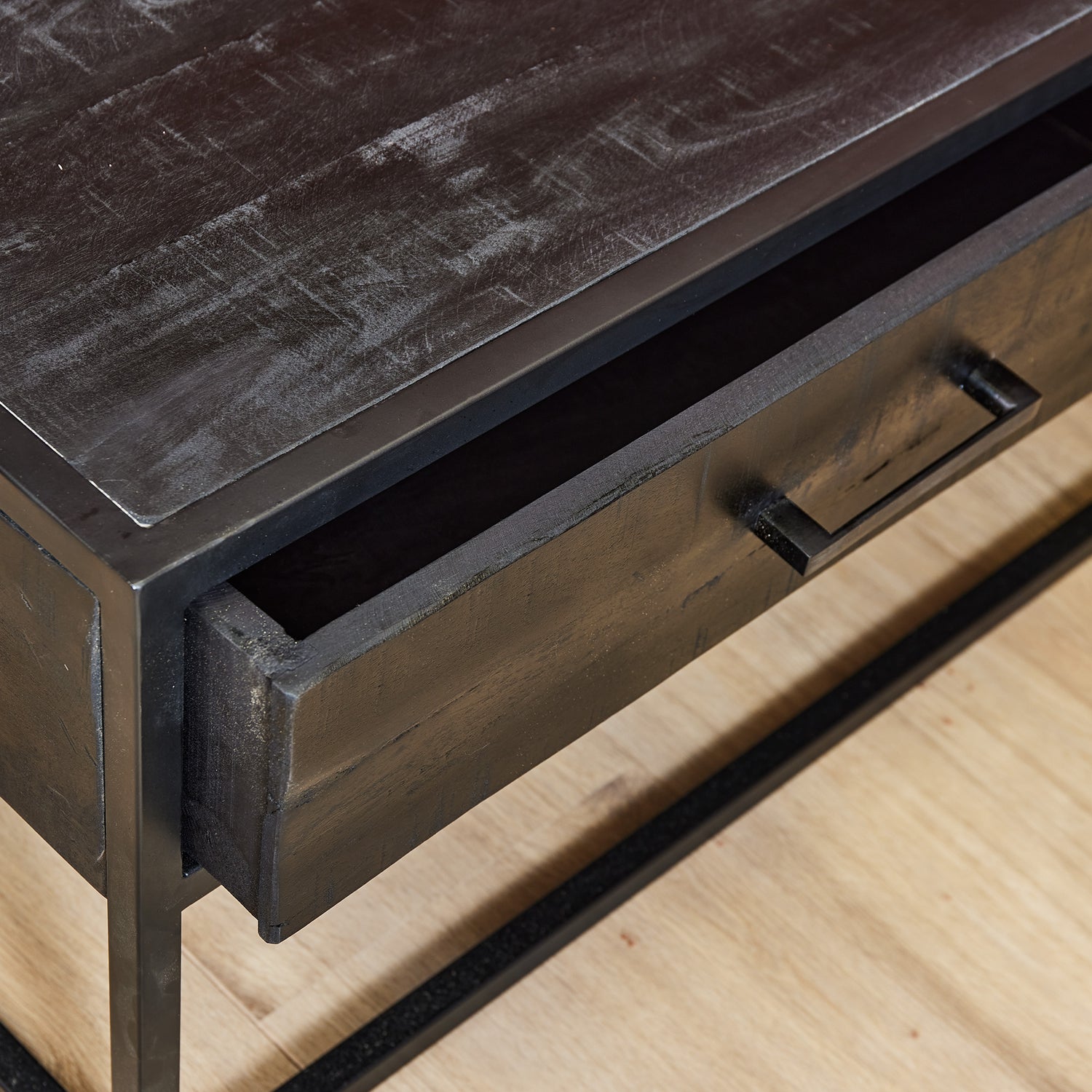 Salontafel Zwart Denver | Mangohout en staal | 130x70x40cm