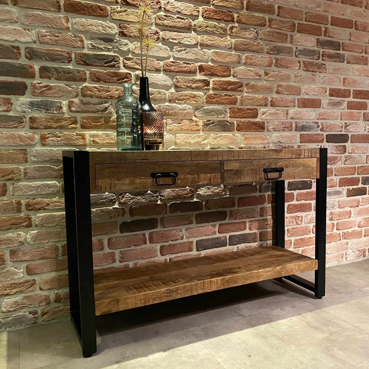 Sidetable / Dressoir met lades Industrieel Design | Mangohout en Staal | 120x35x76cm - Industrieelinhuis.nl